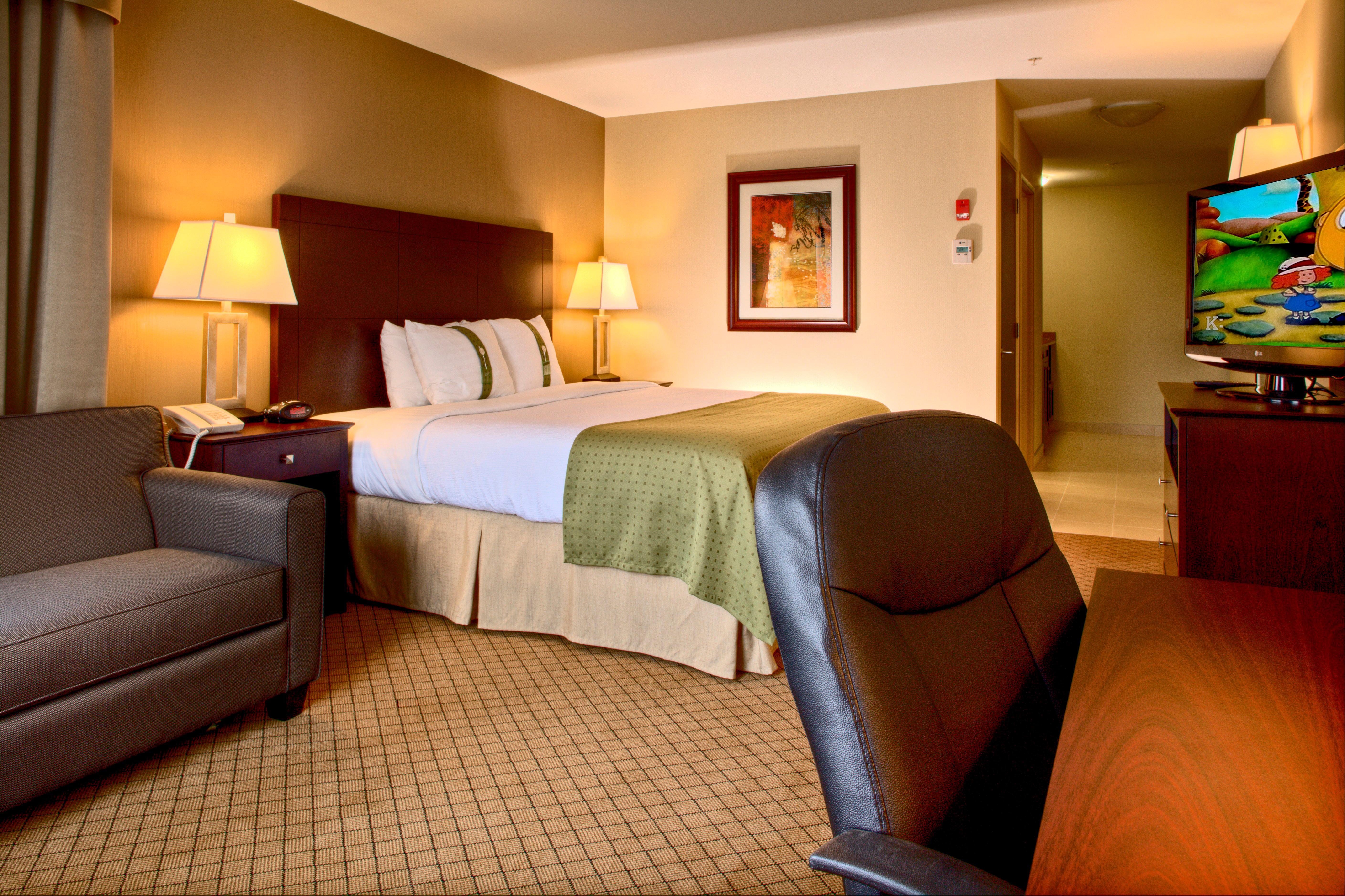 Holiday Inn Hotel And Suites-Kamloops By Ihg Экстерьер фото