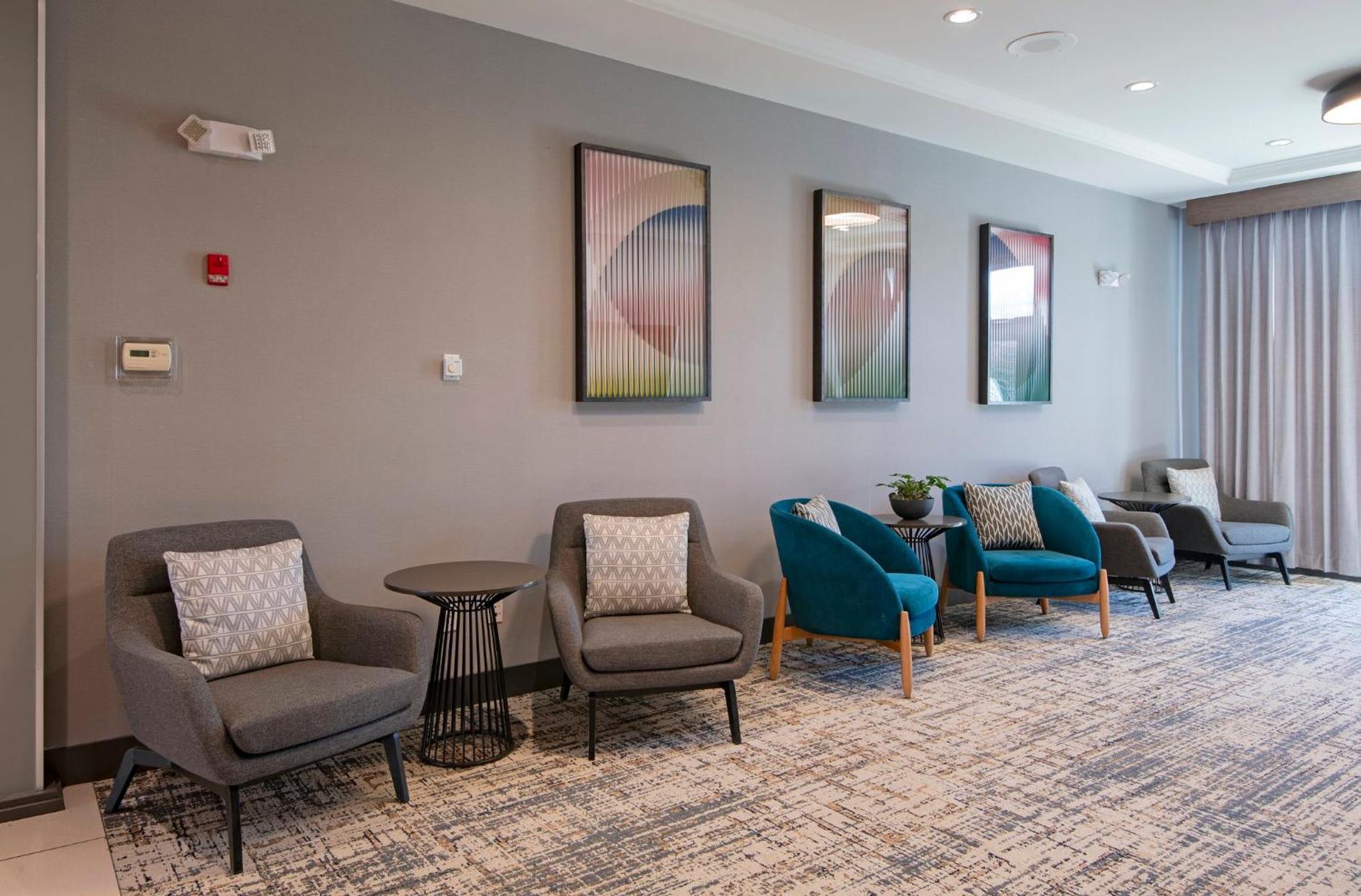 Holiday Inn Hotel And Suites-Kamloops By Ihg Экстерьер фото